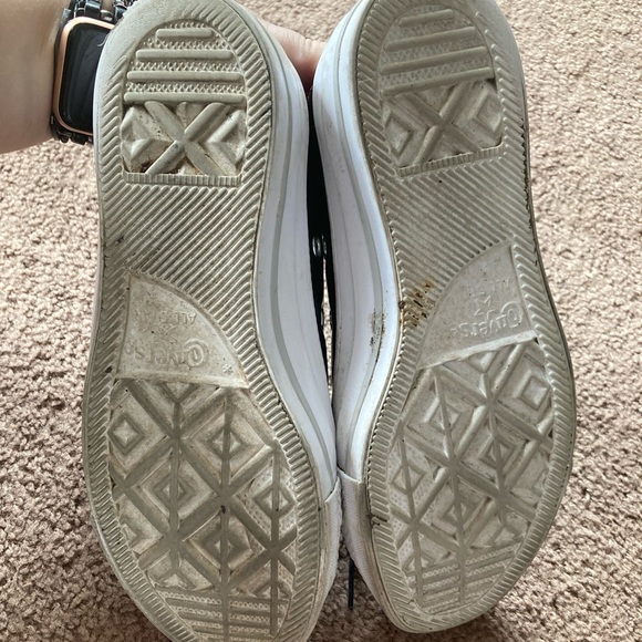 Black Converse Sneakers - Picture 4 of 4